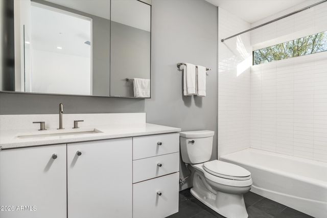 10010 E JENAN Drive, Scottsdale, AZ 85260