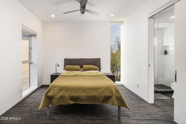 10010 E JENAN Drive, Scottsdale, AZ 85260