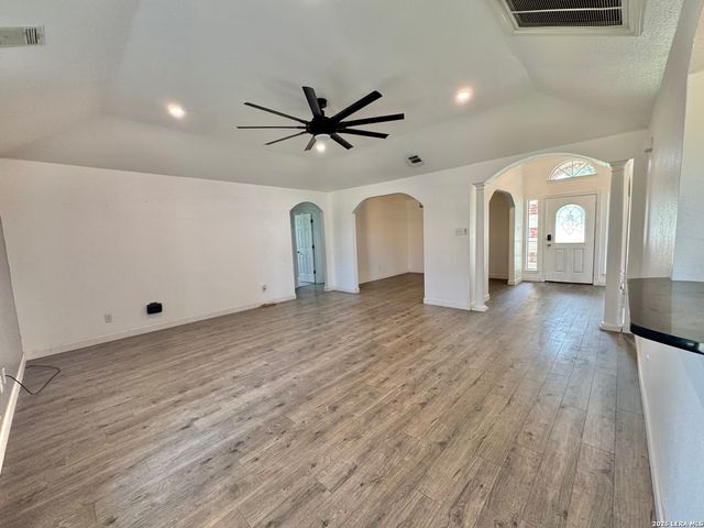 14410 MANGOLD WAY, Atascosa, TX 78002