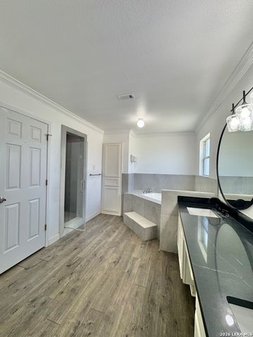 14410 MANGOLD WAY, Atascosa, TX 78002