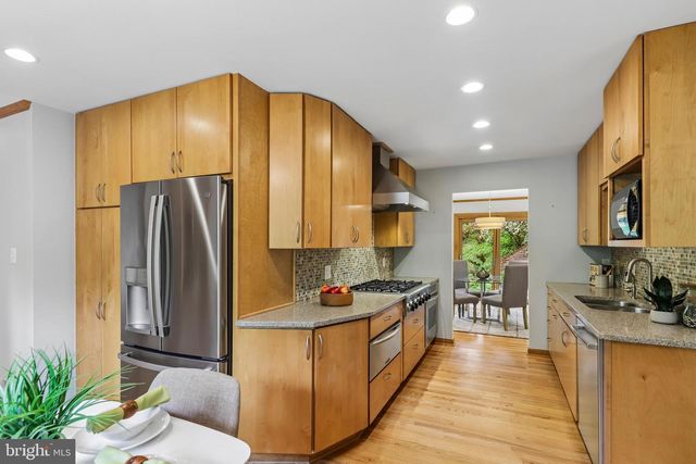 3512 WOODBINE ST, Chevy Chase, MD 20815