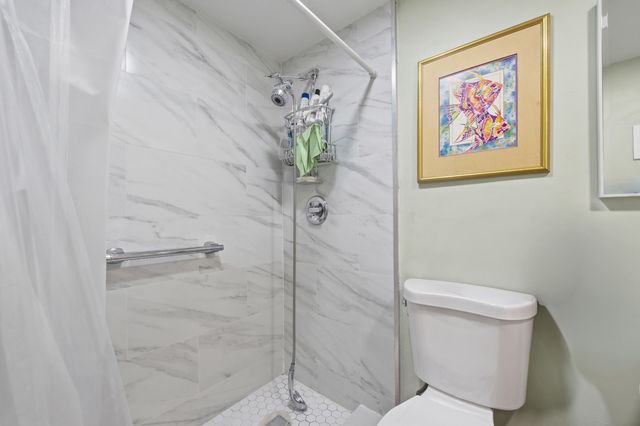 888 Flanders S, Delray Beach, FL 33484