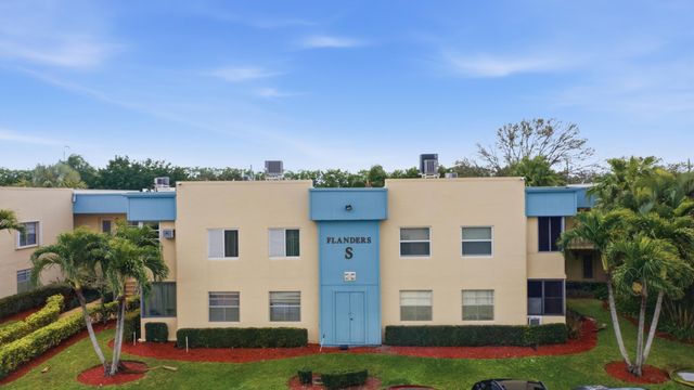 888 Flanders S, Delray Beach, FL 33484