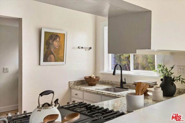 621 Isabel Street, Los Angeles, CA 90065