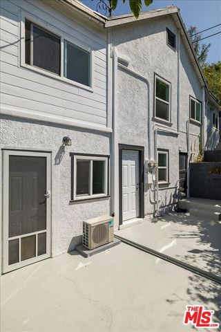 621 Isabel Street, Los Angeles, CA 90065