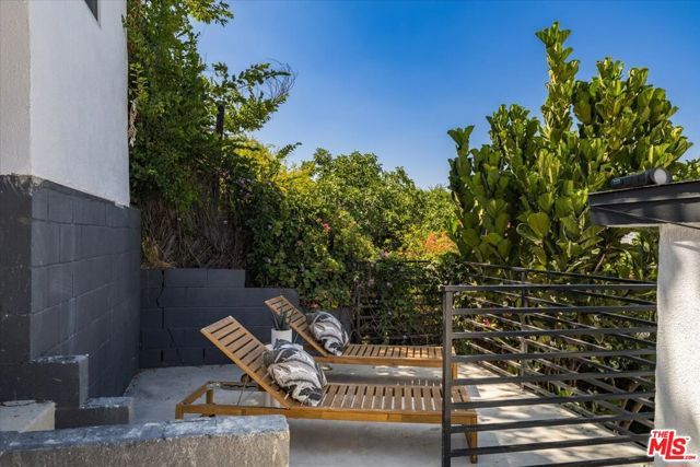 621 Isabel Street, Los Angeles, CA 90065