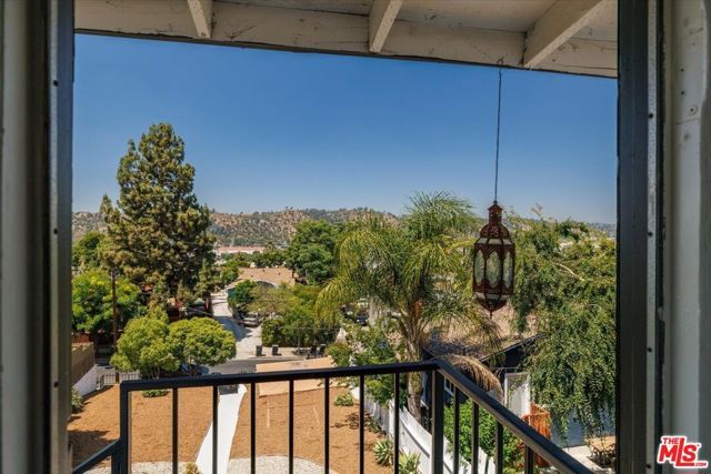 621 Isabel Street, Los Angeles, CA 90065