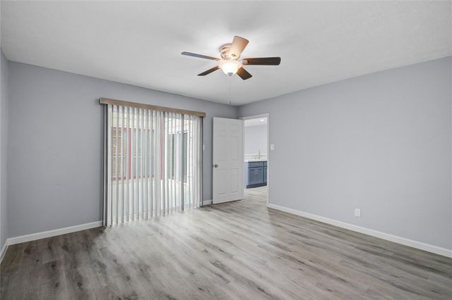 5703 Easthampton Drive D, Houston, TX 77039