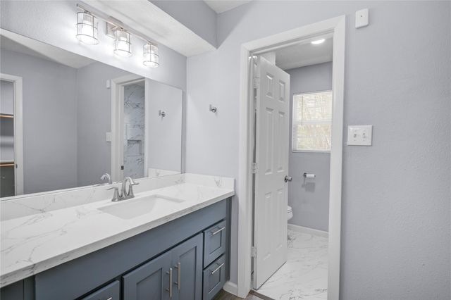 5703 Easthampton Drive D, Houston, TX 77039