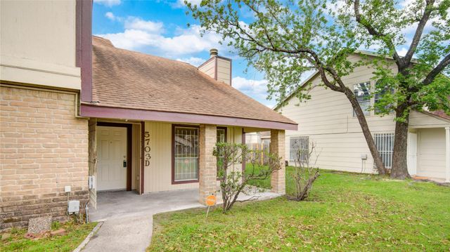 5703 Easthampton Drive D, Houston, TX 77039