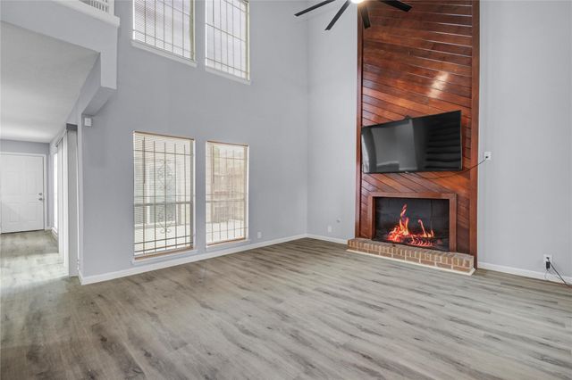 5703 Easthampton Drive D, Houston, TX 77039