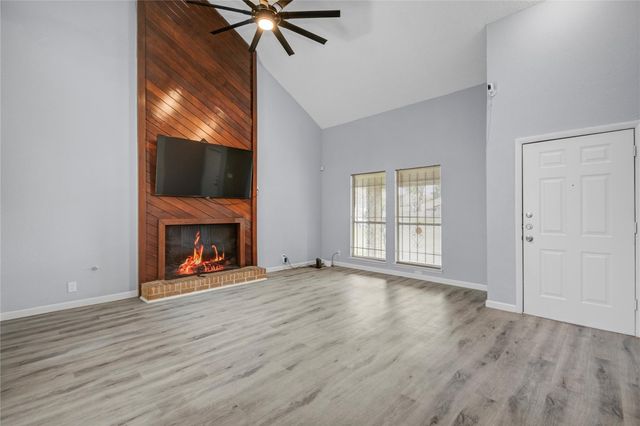 5703 Easthampton Drive D, Houston, TX 77039