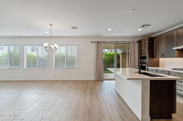 6428 N 17TH Place, Phoenix, AZ 85016