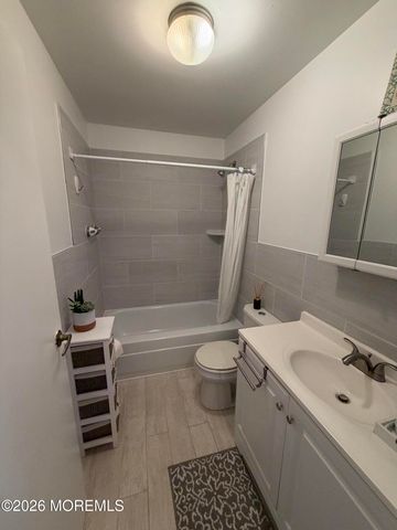 551C Sheffield Court, Lakewood, NJ 08701