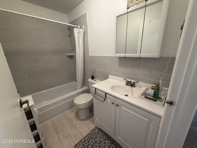 551C Sheffield Court, Lakewood, NJ 08701