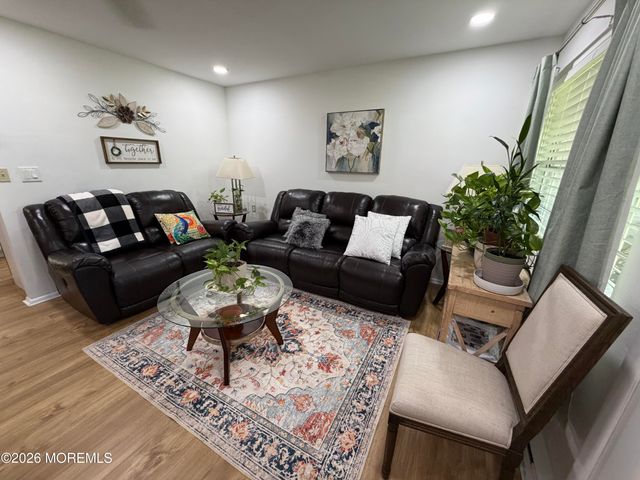551C Sheffield Court, Lakewood, NJ 08701