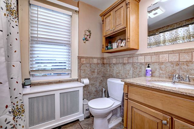 715 Wilcoxson Avenue, Stratford, CT 06614