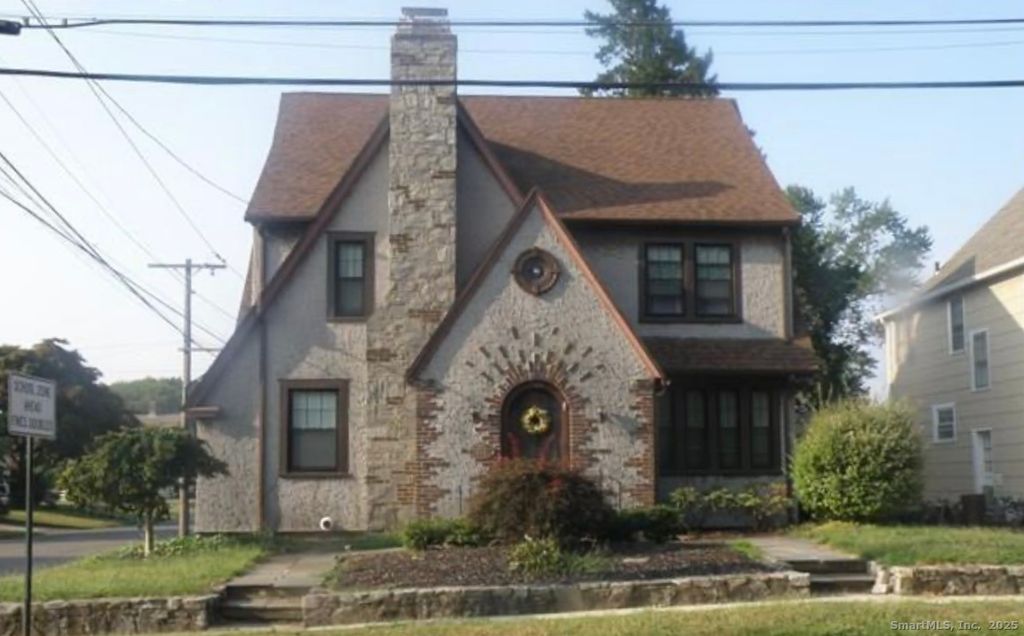 715 Wilcoxson Avenue, Stratford, CT 06614