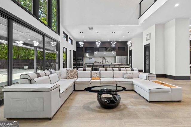 2401 Greenglade Road NE, Atlanta, GA 30345