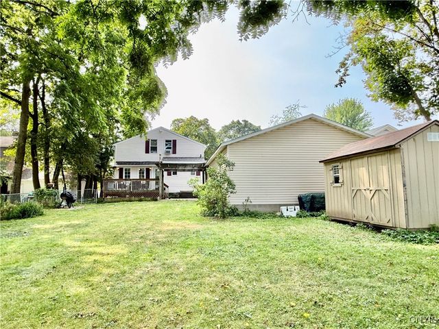15 East Oneida Street, Lysander, NY 13027