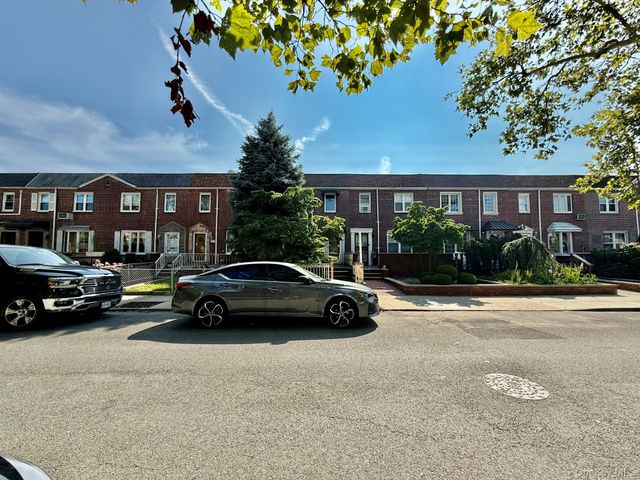 6354 77th Street, Middle Village, NY 11379