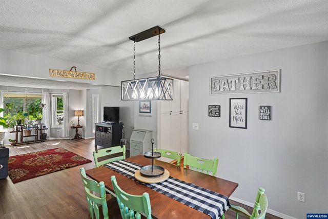 6695 McLeod Ln NE, Keizer, OR 97303