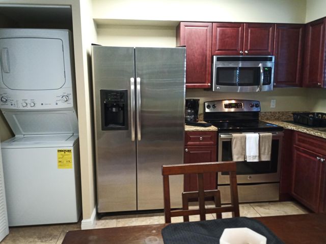 801 Hummingbird Way 104, North Palm Beach, FL 33408