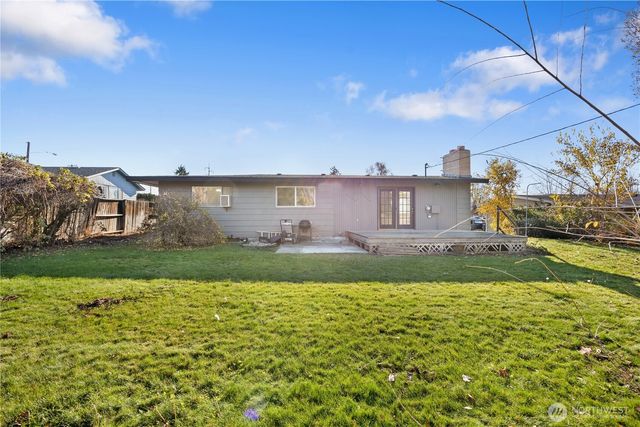110 W Linden Avenue, Moses Lake, WA 98837