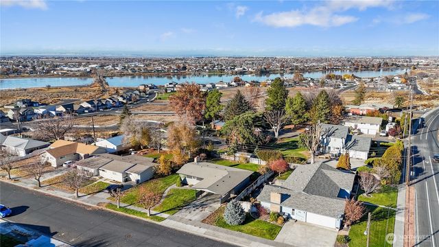 110 W Linden Avenue, Moses Lake, WA 98837
