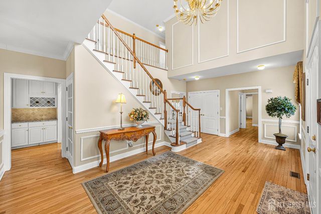 4 Windmill Court, Plainsboro, NJ 08536