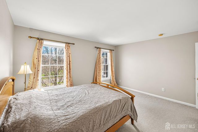 4 Windmill Court, Plainsboro, NJ 08536