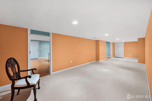 4 Windmill Court, Plainsboro, NJ 08536