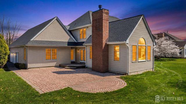 4 Windmill Court, Plainsboro, NJ 08536