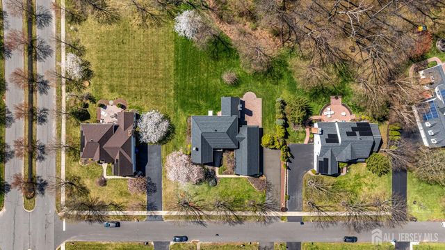 4 Windmill Court, Plainsboro, NJ 08536