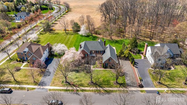 4 Windmill Court, Plainsboro, NJ 08536