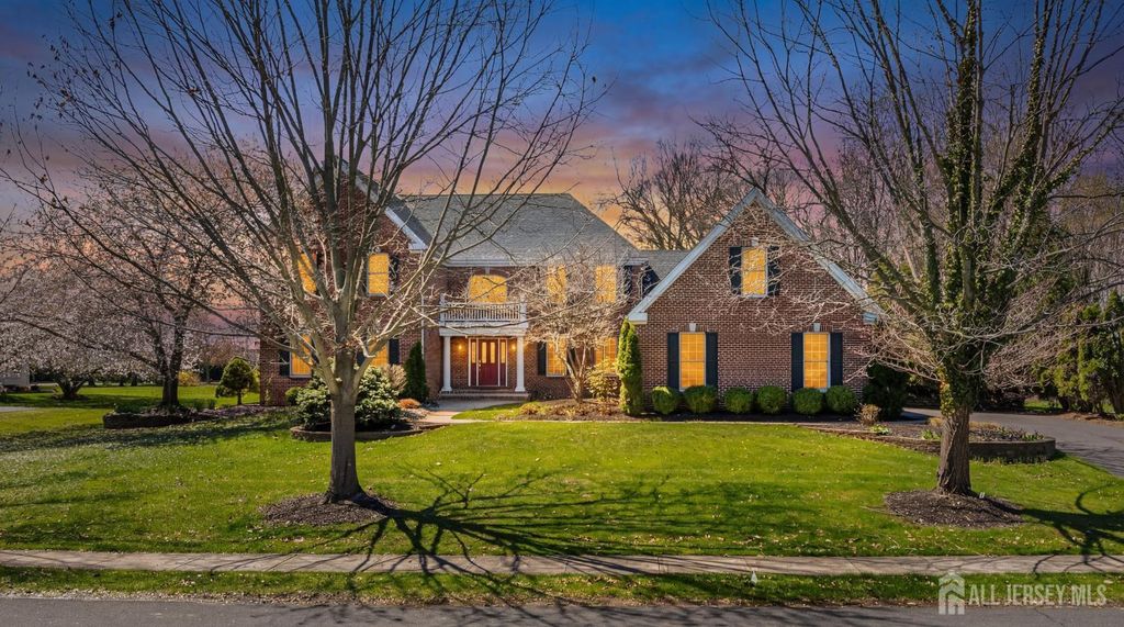 4 Windmill Court, Plainsboro, NJ 08536