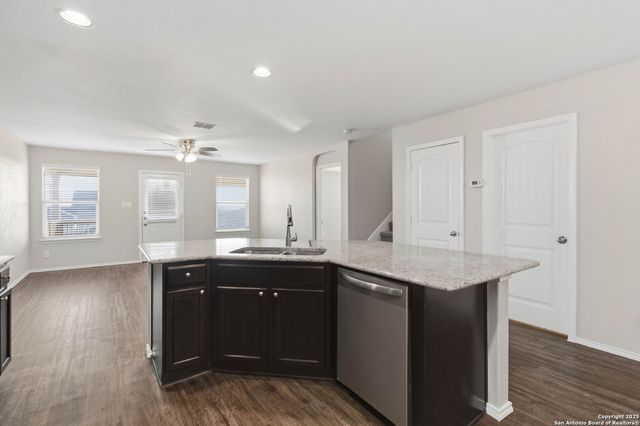 7018 Phoebe, San Antonio, TX 78252