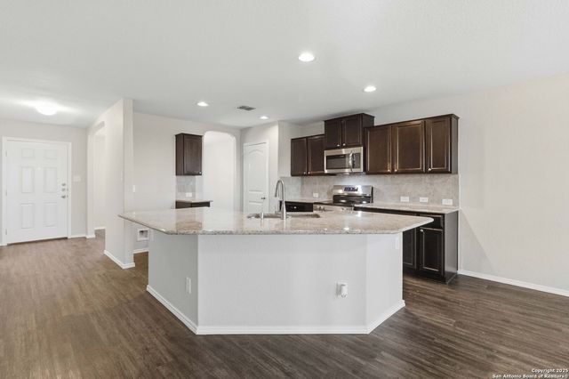 7018 Phoebe, San Antonio, TX 78252