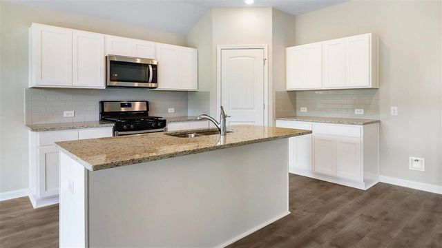 8136 Caden Lane, Iowa, LA 70647
