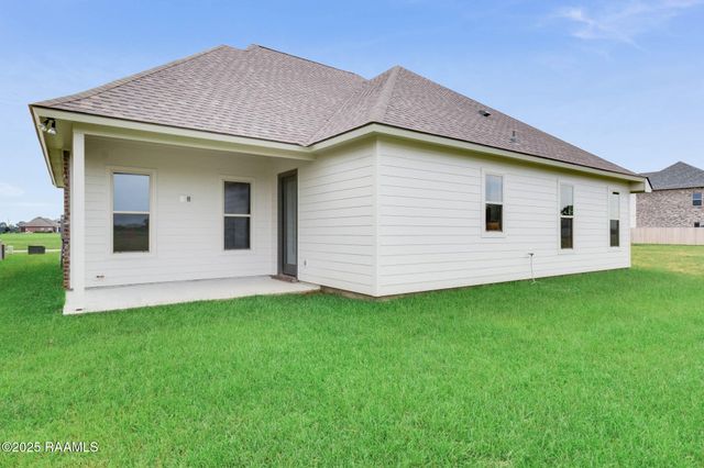 103 Sweet Cane Drive, Youngsville, LA 70592