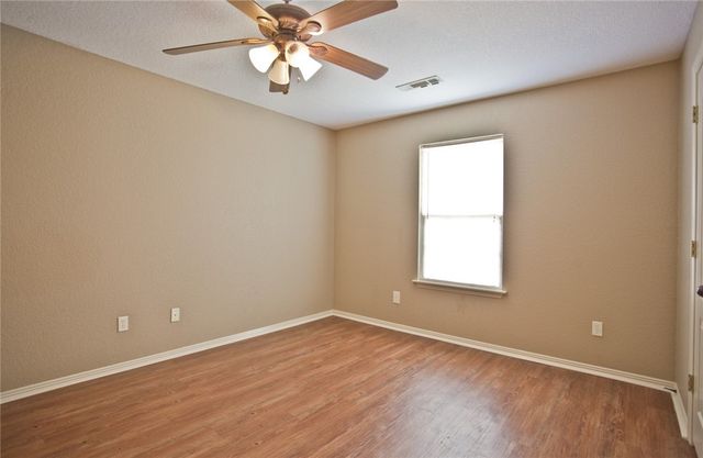 3012 S B Street, Rogers, AR 72756