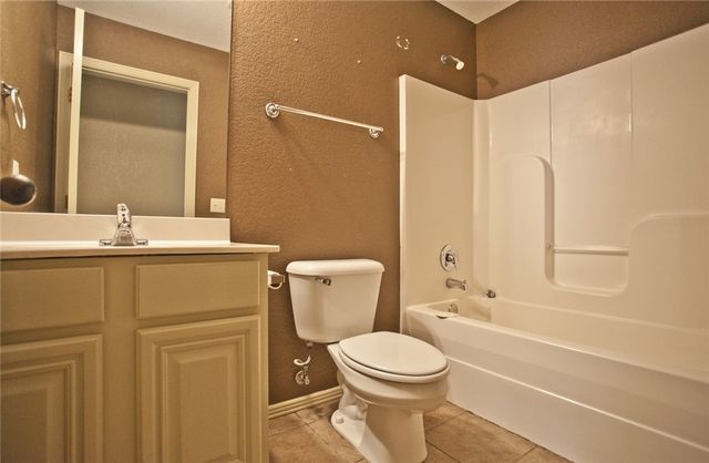 3012 S B Street, Rogers, AR 72756