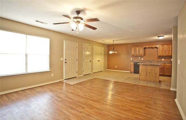 3012 S B Street, Rogers, AR 72756