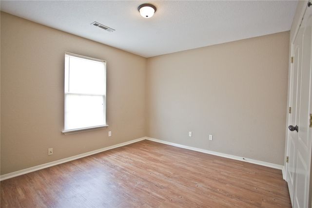 3012 S B Street, Rogers, AR 72756