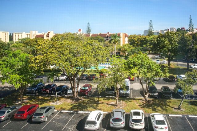 3821 Environ Boulevard 603, Lauderhill, FL 33319