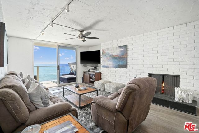 22548 Pacific Coast Highway 303, Malibu, CA 90265