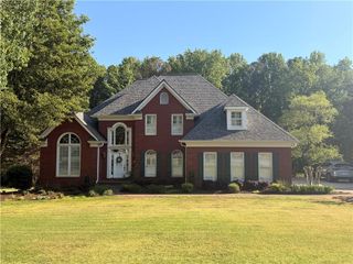 665 Kensington Farms Drive, Milton, GA 30004