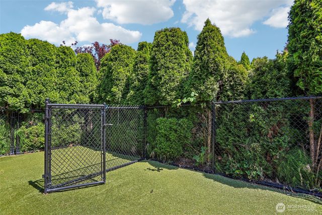 7100 S Ryan Street, Seattle, WA 98178