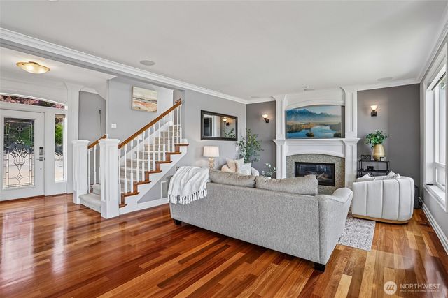 7100 S Ryan Street, Seattle, WA 98178