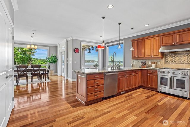 7100 S Ryan Street, Seattle, WA 98178